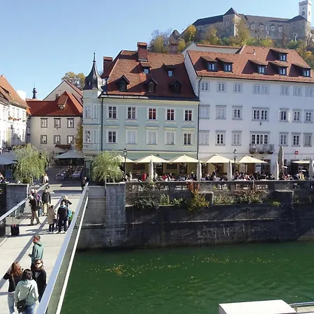 4 Bedroom Amazing In *