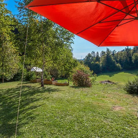 Lovely Home In Vrhnika With Wifi בית נופש *