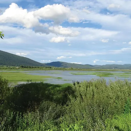 Σπίτι διακοπών 4 Bedroom Amazing In