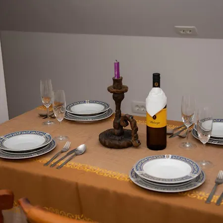 4 Bedroom Amazing In Vakantiehuis Vrhnika