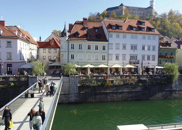 4 Bedroom Amazing In *